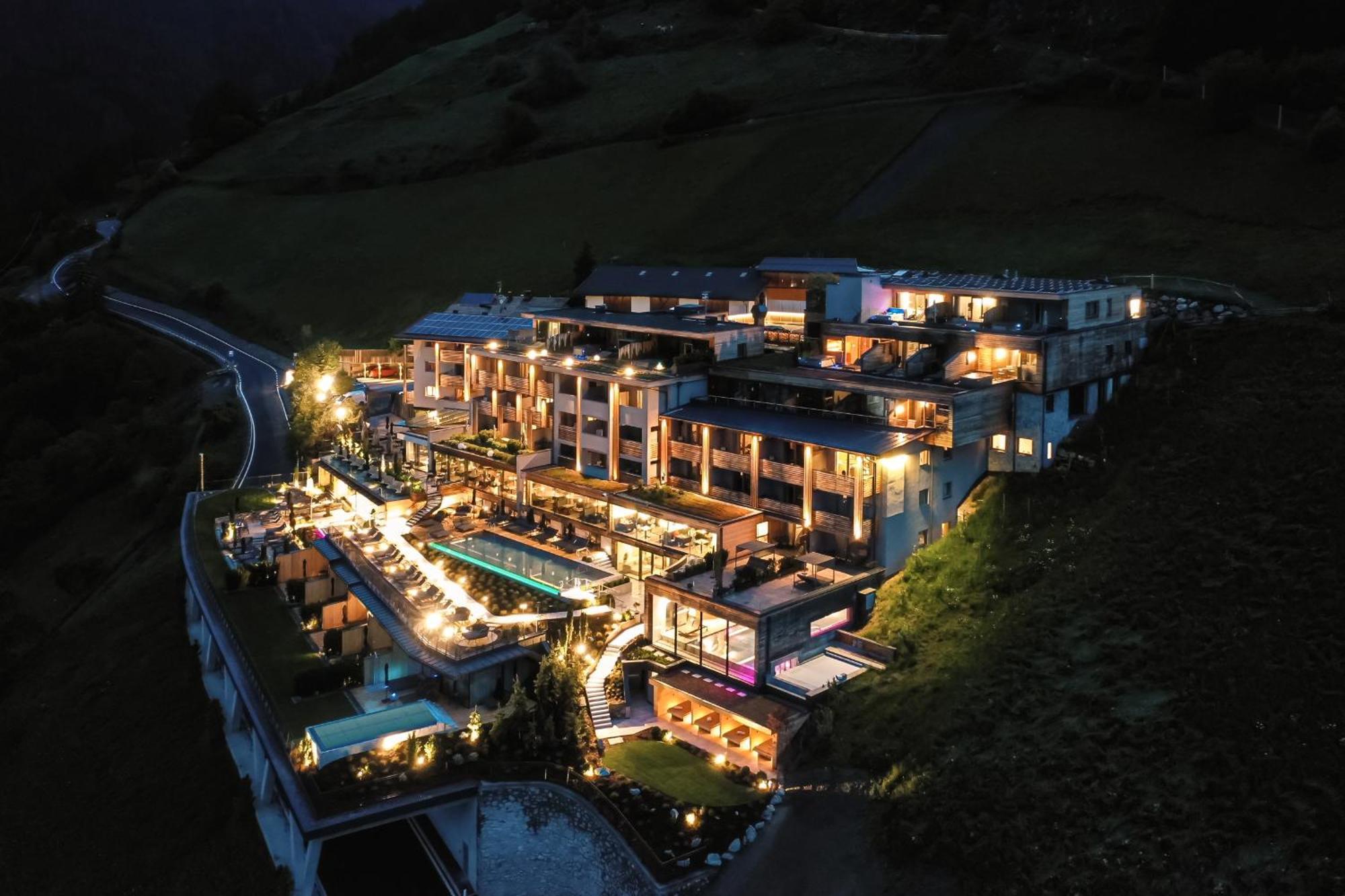 Das Gerstl Alpine Retreat マッレス・ヴェノスタ エクステリア 写真
